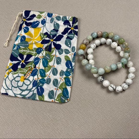 Jewelry - Beaded Bracelets - white & multi colored w/ duster